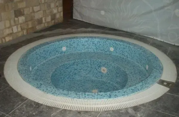 Bazen Hotel Avala