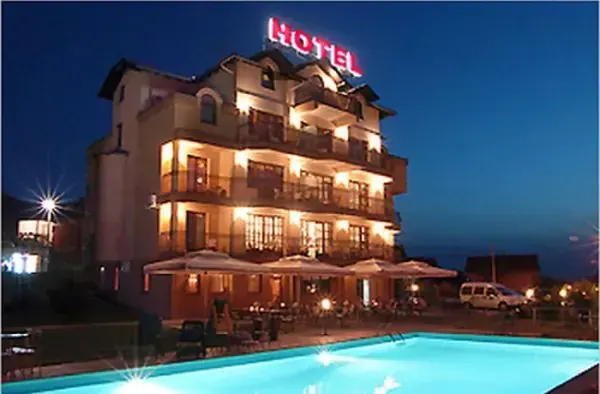 Bazen Hotel Aleksandar
